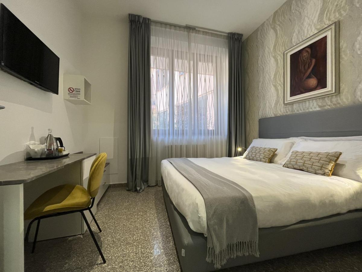 Monza City Rooms & Studios Exterior photo