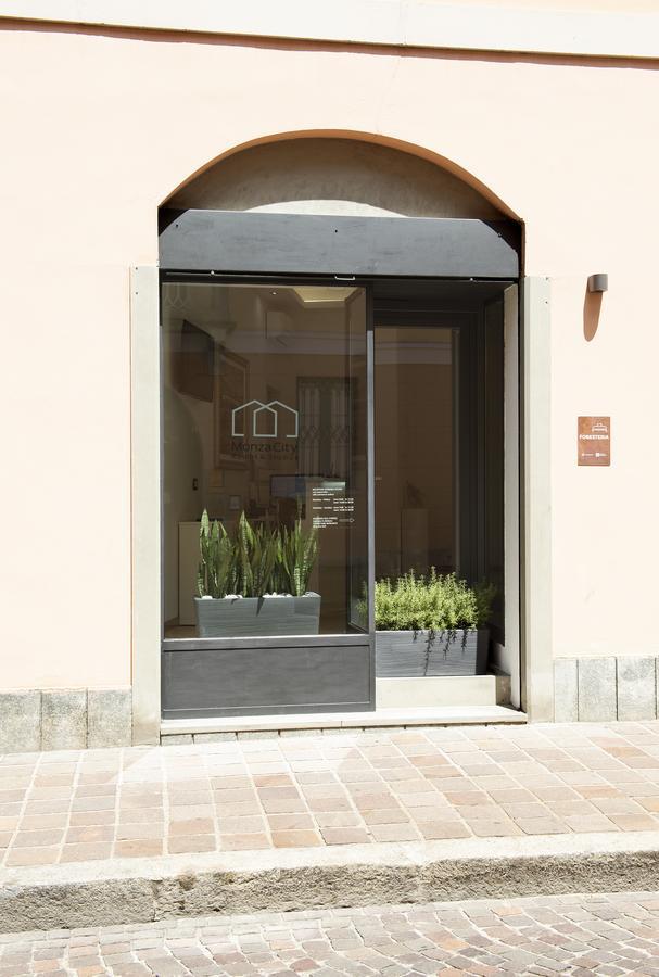 Monza City Rooms & Studios Exterior photo
