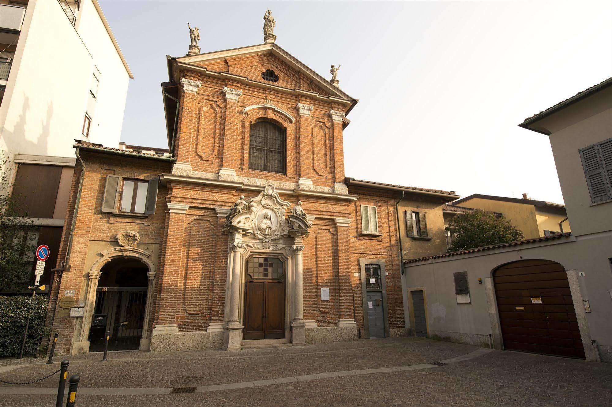 Monza City Rooms & Studios Exterior photo